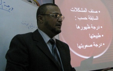 دورة تدريبية في مجال حل المشكلات وإتخاذ القرار للطالبات المتفوقات بوادي وصحراء حضرموت