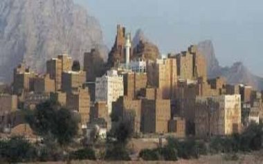 اختتام لقاء موسع للشعراء الشعبيين لأقاليم حضرموت وسبأ وعدن لدعم مخرجات الحوار