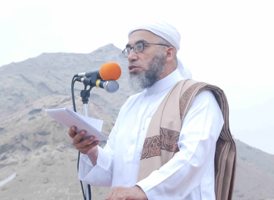 في خطبة الجمعة بجامع التقوى بديس المكلا .. الشيخ أحمد المعلم يحذر من انتشار أفكار الشيعة الرافضة في اليمن 