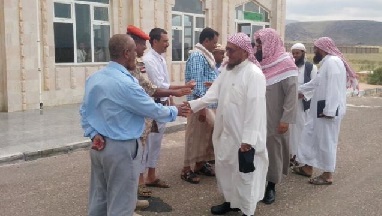 وصول وفد من جمعية إحياء التراث الكويتية للمشاركة في الحملة الإغاثية الكبري في واديي حجر والمسيلة