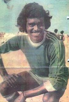 طاهر في غياب ذكراه .. حشيش الملاعب يبحث عن الكناري الأخضر