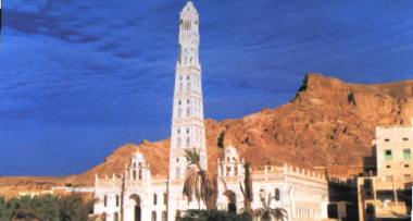 قصة مدينة مساجدها بعدد أيام السنة .. تـريـم مـديـنـة الـقـصـور والـمـآذن