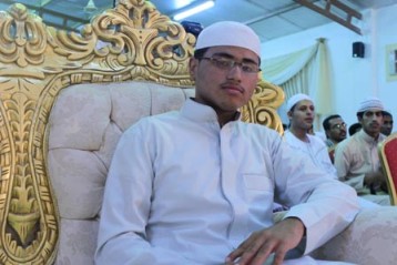 المنشد بن سميط يحصد لقب نجم الماهر الأول