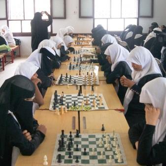 ملامح الابطال تتحدد  بمنافسات المهرجان الرياضي لفتيات المكلا