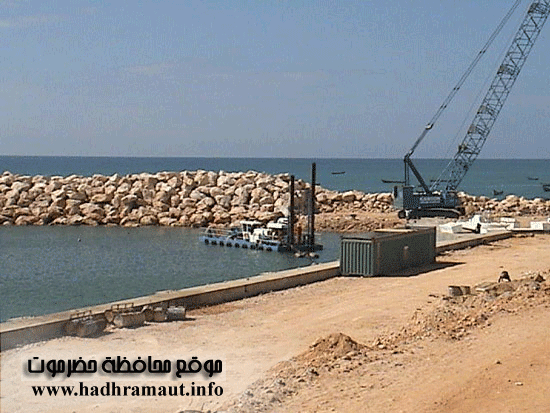 كورنيش المحضار خلال تجهيزه