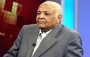 رئيس الوزراء يتلقي أمين عام محلي حضرموت ولجنة متضرري تريم للاتفاق حول معالجات نهائية بشأن التعويضات السكنية