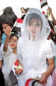 محاضرة حول مخاطر الزواج المبكر بحضرموت
