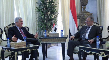 FM demnds int'l community to take serious stance against coupists