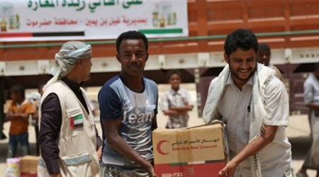 UAE Red Crescent offers relief aid to the people of the “Gail bin Yameen city at” plateau of Hadhramaut