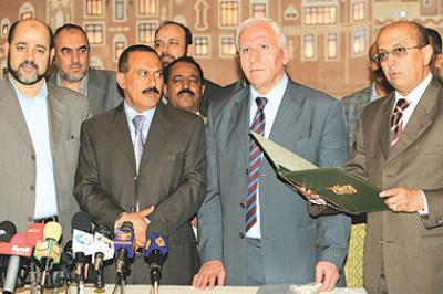 Gaza forum praises President role in healing Palestinian rift 