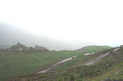 Yemeni meteorology warns against torrents flow & thunderstorms