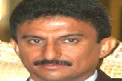 Yemeni official returns home 