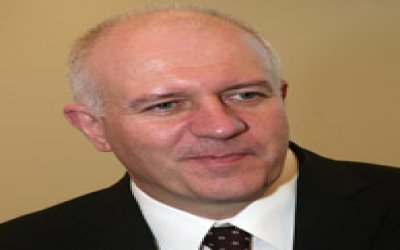 UK renews supporting development, democracy in Yemen