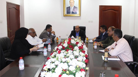 Al-Khanbashi convenes a meeting to address challenges facing electricity corporation