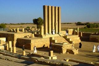 China and Taiwan tourists visit archaeological sites of Marib 
