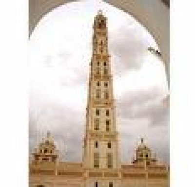 Culture minister inspects Tarim's preparation for Islamic Culture Capital 2010