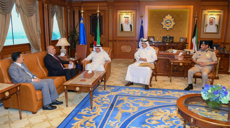 FM meets with Kuwaiti Deputy Premier, Minister of Interior