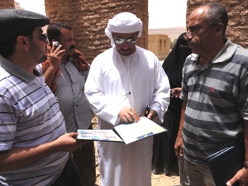 Red Crescent inspects  construction at Sheikh Khalifa bin Zayed city in Tarim