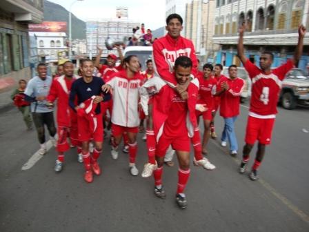 Shaab Hadramaut makes it  to first  division