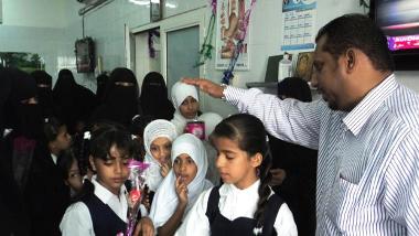 Mukalla modern schools  celebrates mothers day by visiting  