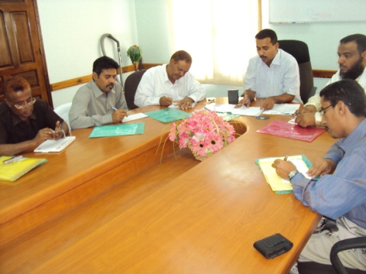  Office of the Ministry of Education - Hadhramaut Coast holds  a consultative meeting 