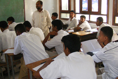 More than 100,000  students in Wadi  sit for primary  final examination  