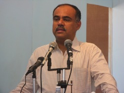 Aljunied  urges traffic and Security personnel  to deal nicely with members of the community  