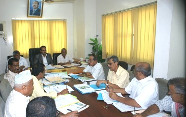 Al-deini calls for community involvement in collecting water revenue