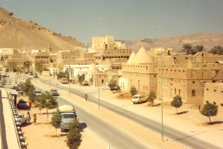 A security source: the death of three children in a bomb explosion in Al-qaten in Hadramout