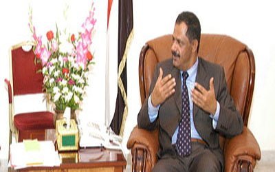 Bahraini Premier receives Mujawar's message