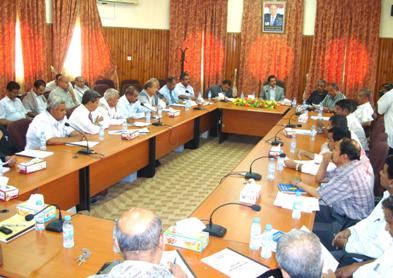 Wadi Hadhramaut Executive discusses reports on the level of 