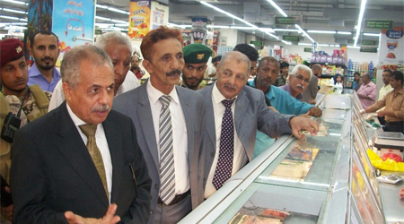 Industrial Minister carries out monitoring campaign on prices