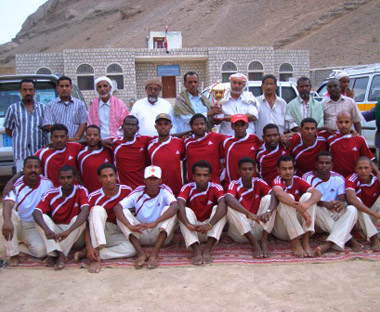 Sheikh Awadh bin Munif Al-jabri Honorary President of the club's  leads the grand reception 