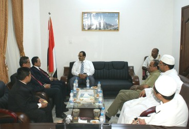 Hadhramout Governor meets with Indonesian Ambassador