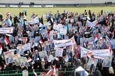 Pro-government rallies support Saleh’s initiative, refuse violence