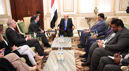 President praises UK positions supporting Yemen