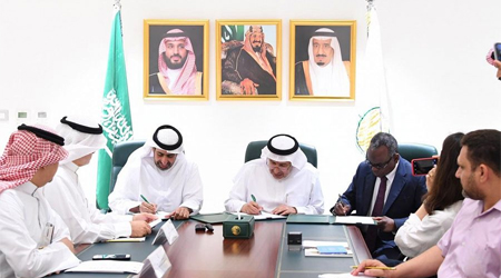 Saudi Arabia, UAE provides USD 70 million to Yemeni teachers