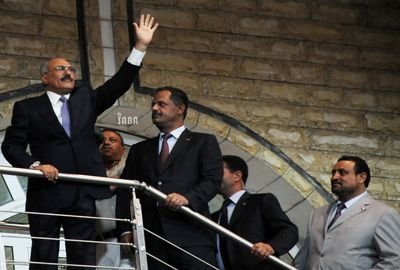 Kuwait Emir congratulates President on 20 Gulf Cup success