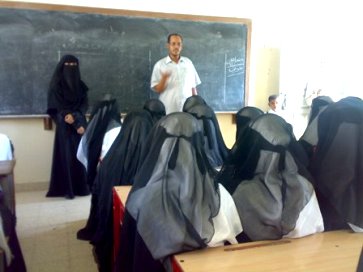  Director of Education inspects educational process  in Seiyoun School 