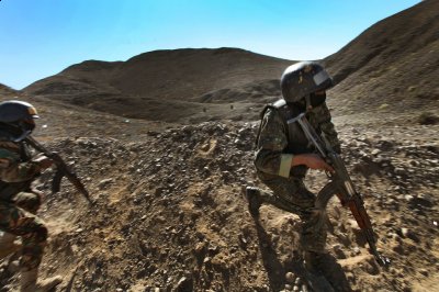 Fresh al Qaeda attack kills six troops in Yemen