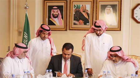 Yemen, Saudi Arabia sign fuel treaty