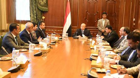 President receives governors of five provinces