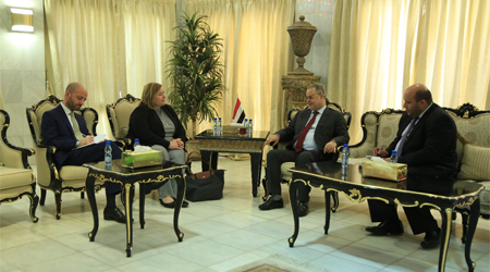 FM expresses govt's concern about escalating Houthi abuses in Sana'a