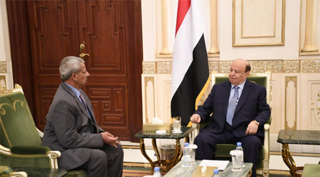 Hadi praises patriotism of Al-Turki who recovered from injuries sustained in Al-Anad attack