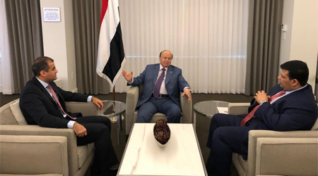 President Hadi urges diplomatic missions to highlight Yemeni peoples' ordeal as a result of Houthi militia's coup