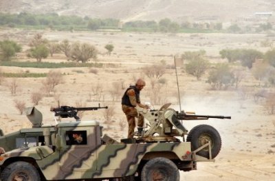 Army forces launch painful strikes on Houthi rebels