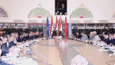 Saleh orders Govt to stabilize currency price