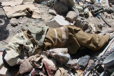 Houthis terrorists hideouts and positions in Mahdha & Al-Maqash, destroyed