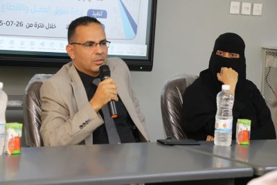 Hadhramaut Governor Discusses Preparations for Launching Studies at the Mukalla Autism Center for the New Academic Year