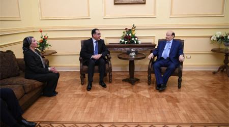 President Hadi arrives in Sharm El-Sheikh to participate in Arab-European Summit